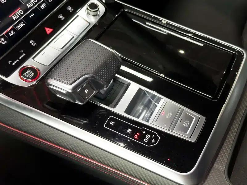 2022 Audi RS Q8 4.0T — миниатюра 13