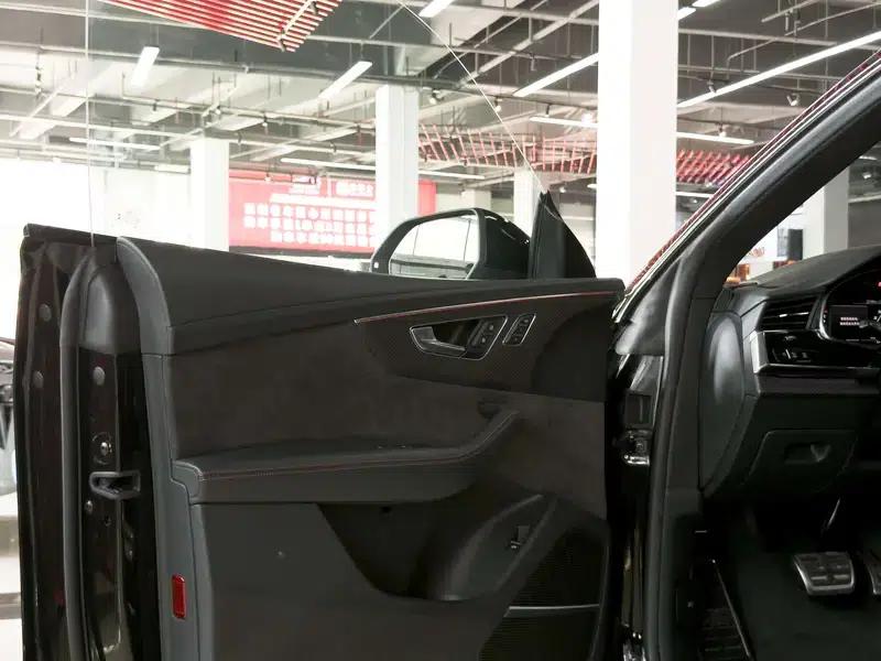 2022 Audi RS Q8 4.0T — миниатюра 17