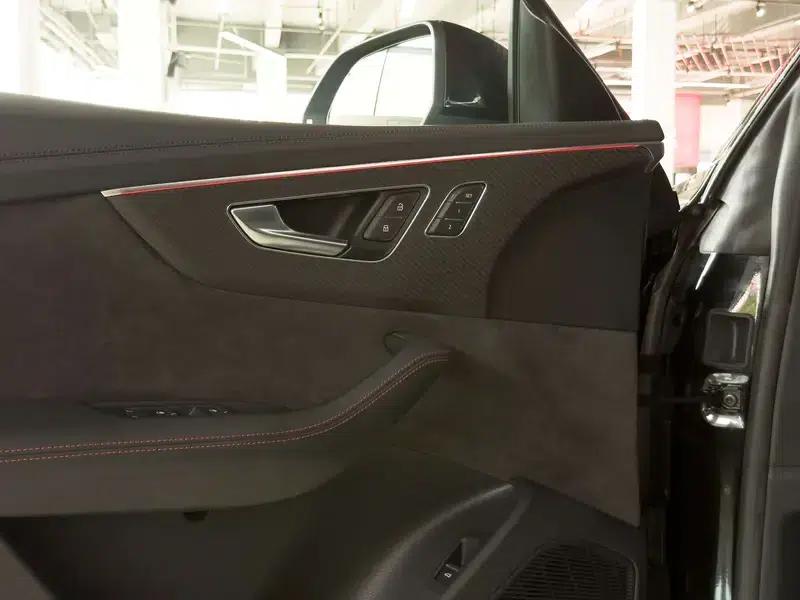 2022 Audi RS Q8 4.0T — миниатюра 18