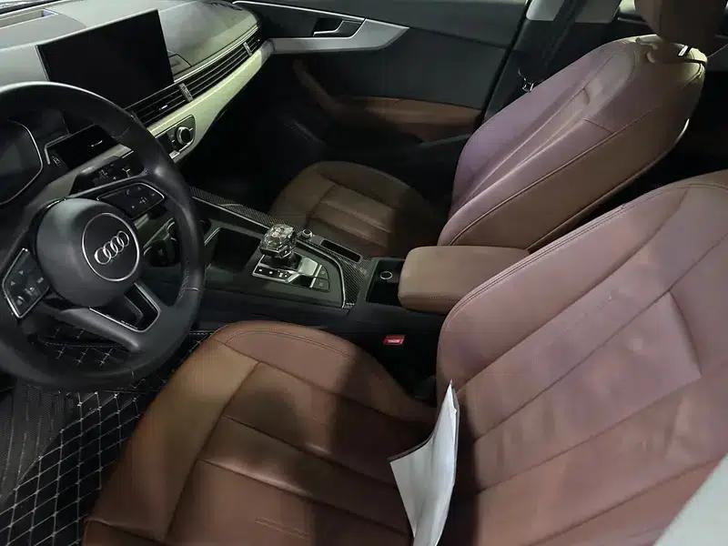 Audi A5 2021 Sportback 40 TFSI Fashionable Elegant Model — миниатюра 18