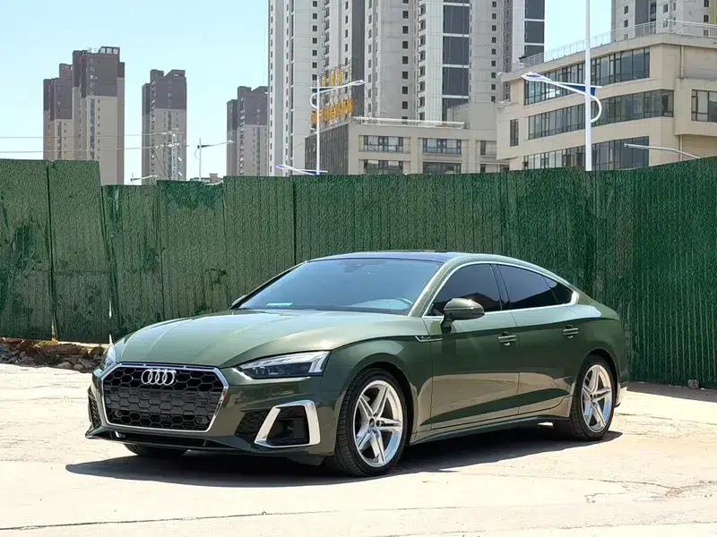 Audi A5 2021 Sportback 40 TFSI Fashionable Elegant Model — миниатюра 1