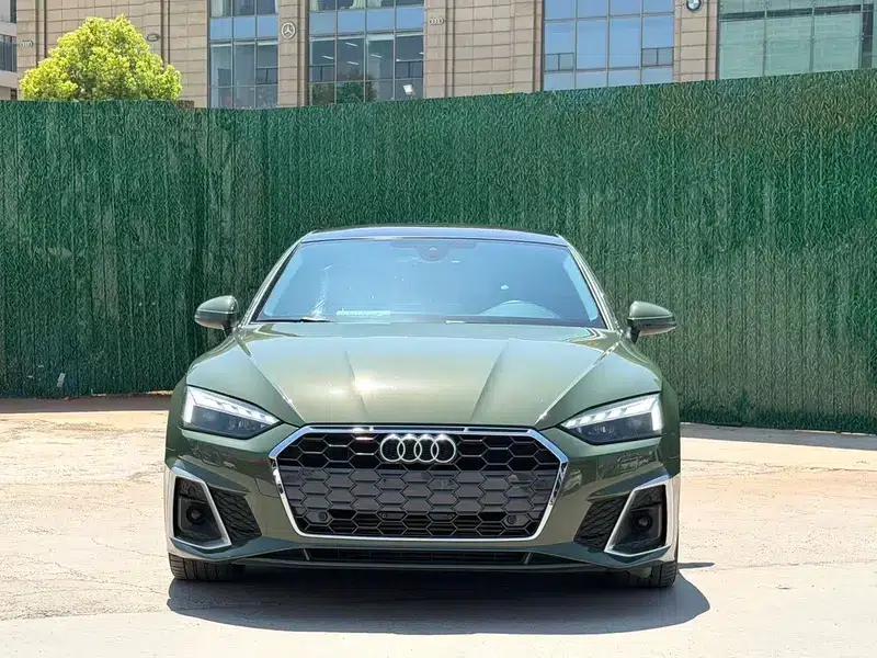Audi A5 2021 Sportback 40 TFSI Fashionable Elegant Model — миниатюра 2