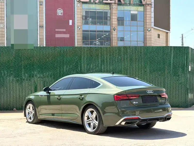 Audi A5 2021 Sportback 40 TFSI Fashionable Elegant Model — миниатюра 4
