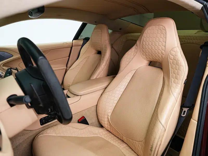 2013 Vanquish 6.0L Standard Model — миниатюра 20