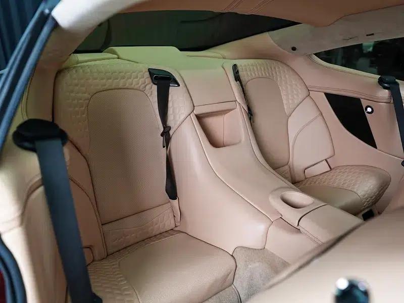 2013 Vanquish 6.0L Standard Model — миниатюра 21