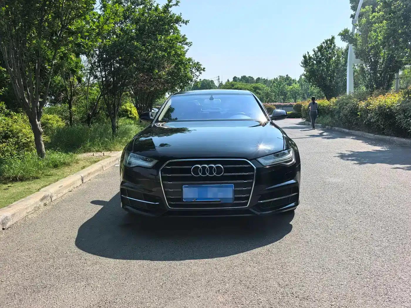 Audi A6L 2018 30th Anniversary Edition 35 TFSI Fashion Model — миниатюра 2