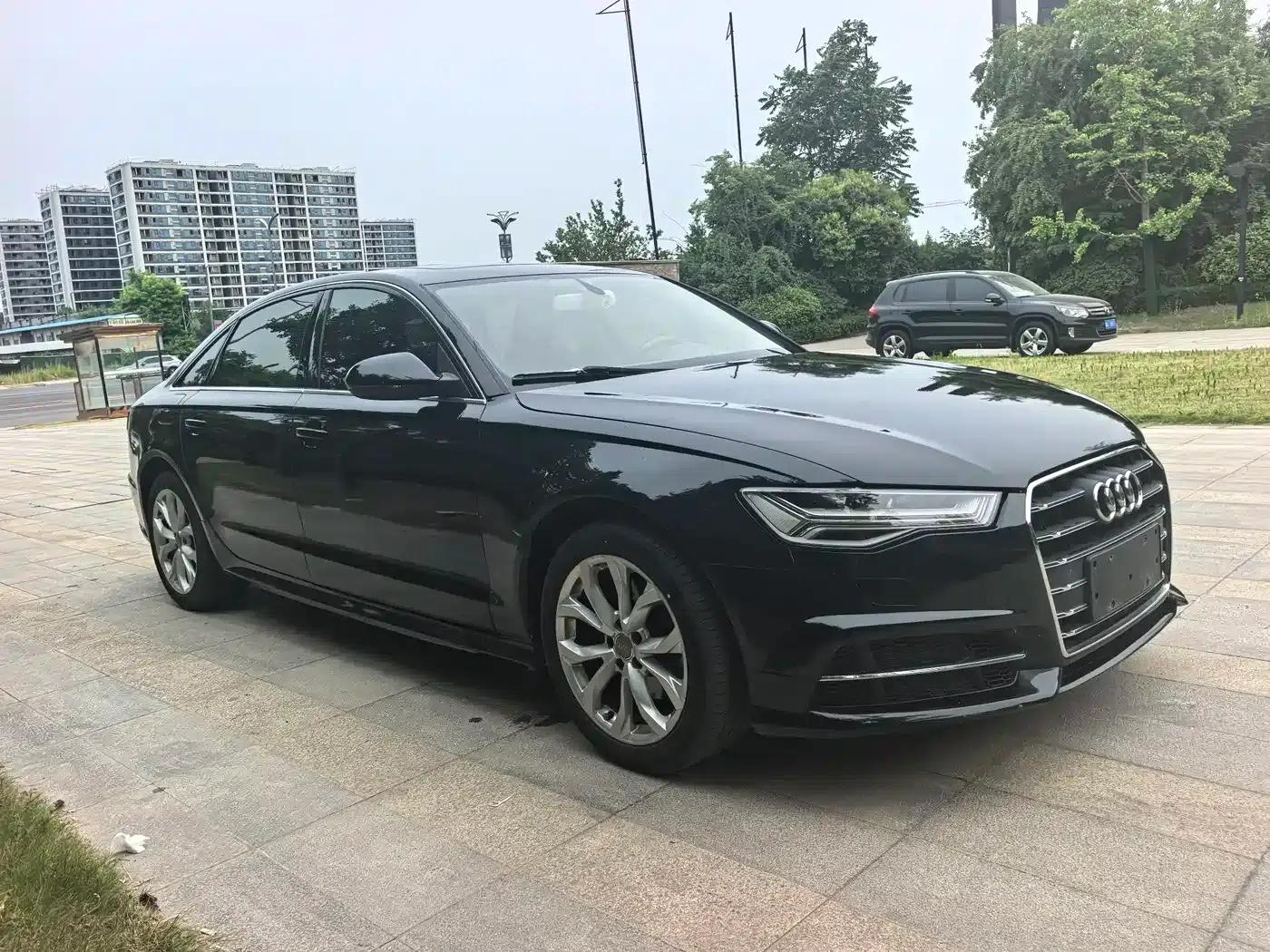 Audi A6L 2018 30th Anniversary Edition 35 TFSI Fashion Model — миниатюра 3