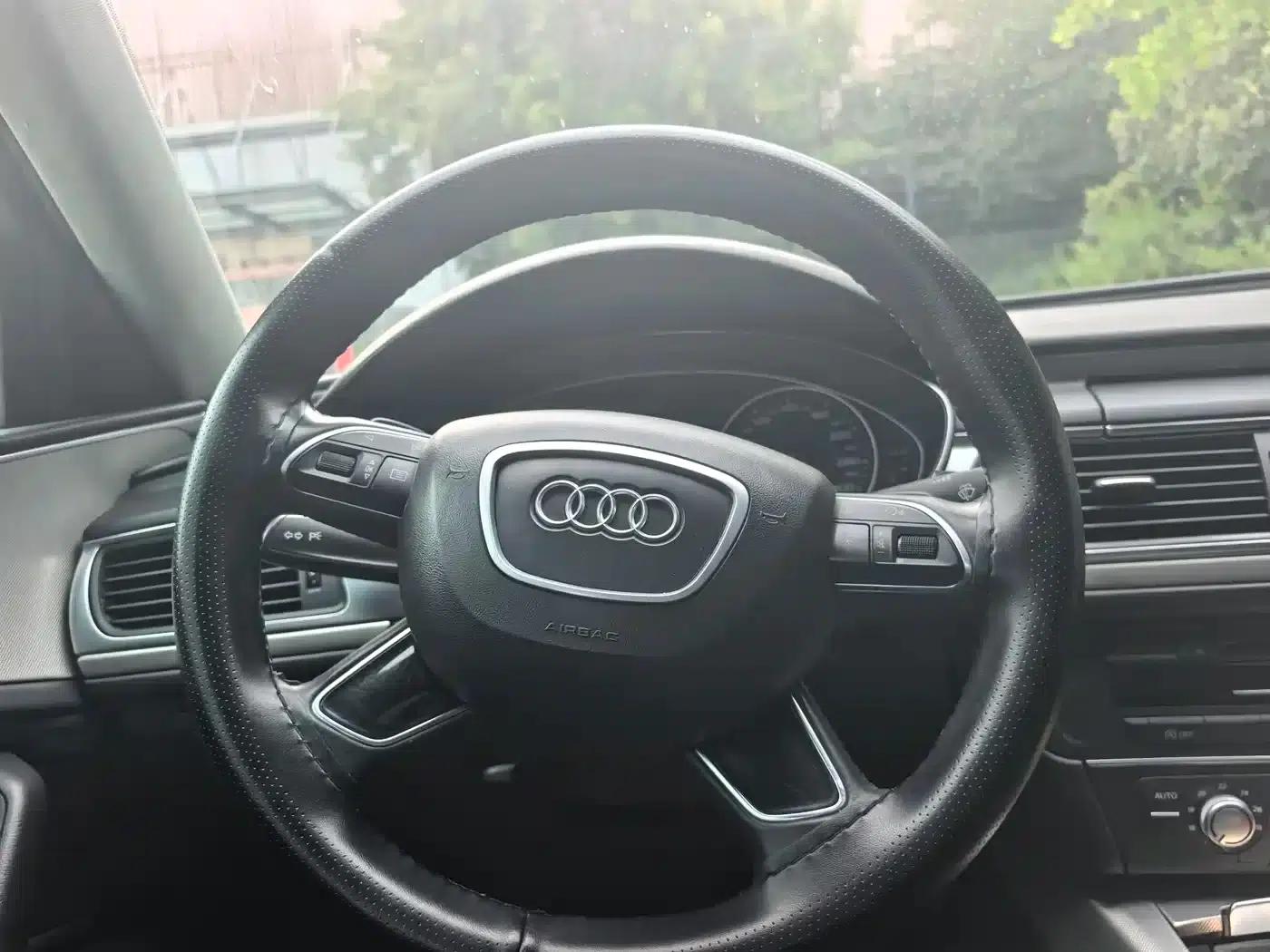 Audi A6L 2018 30th Anniversary Edition 35 TFSI Fashion Model — миниатюра 9