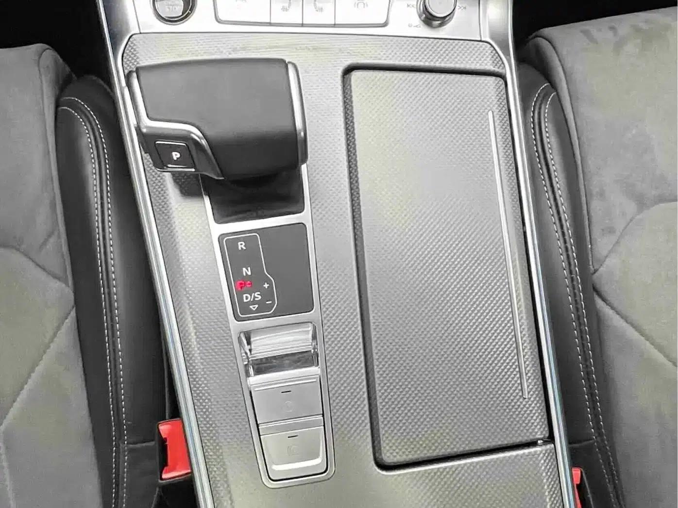 Audi A6L 2023 45 TFSI Premium Dynamic Edition — миниатюра 16