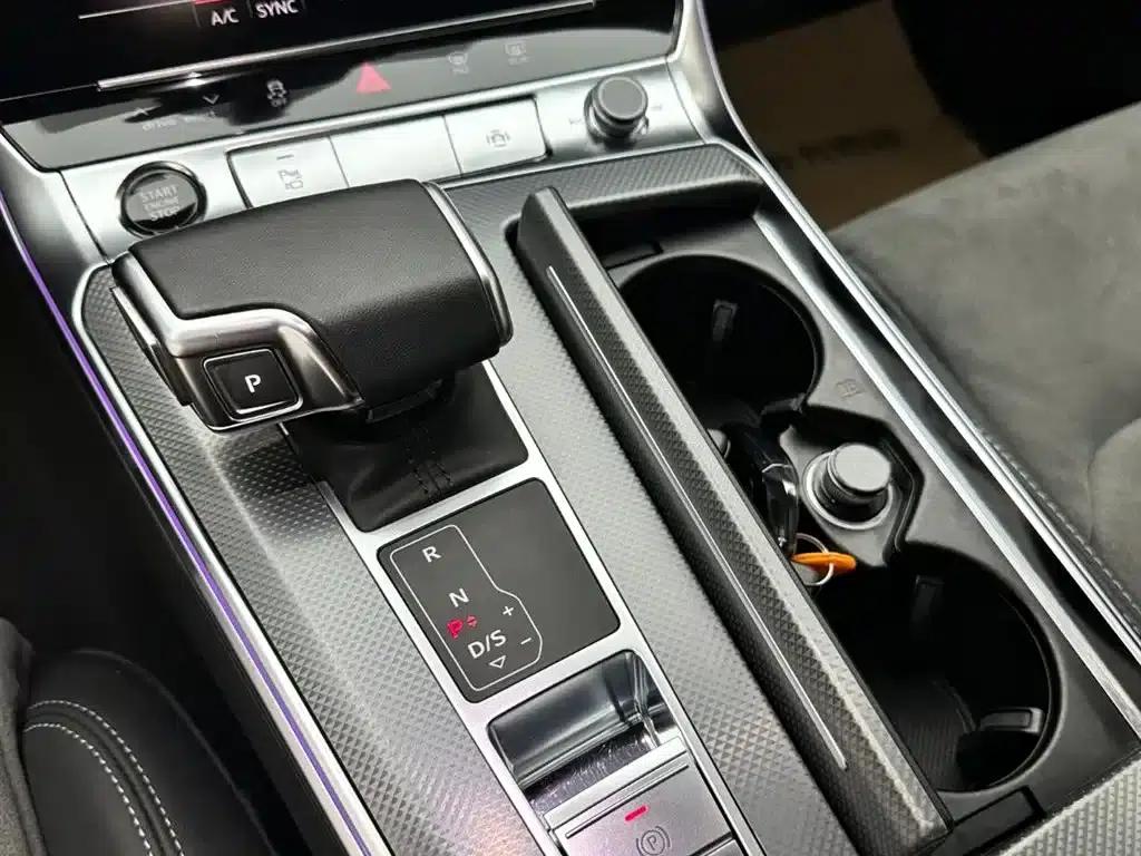 Audi A6L 2024 40 TFSI Luxury Dynamic — миниатюра 16