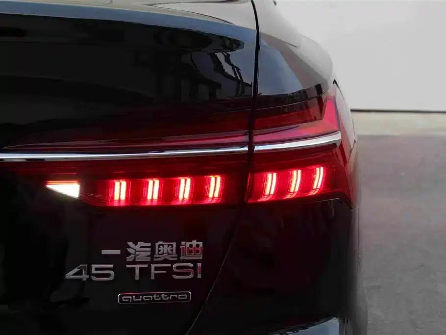 Audi A6L 2019 45 TFSI Premium Dynamic Edition — миниатюра 12