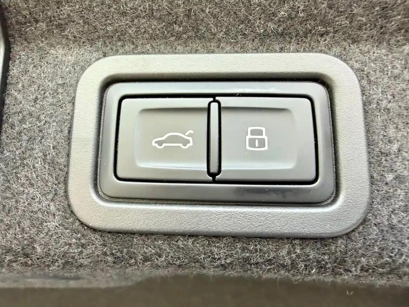 Audi A6L 2023 45 TFSI Premium Dynamic Edition — миниатюра 14