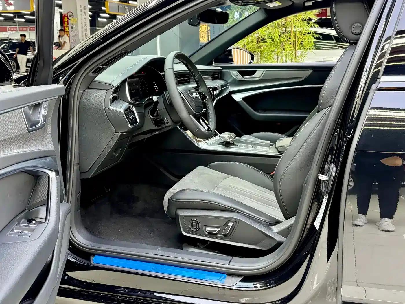 Audi A6L 2023 45 TFSI Premium Dynamic Edition — миниатюра 6