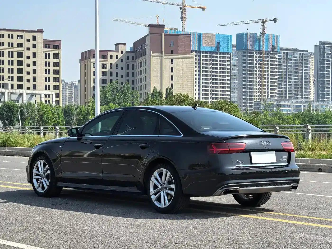 Audi A6L 2018 30th Anniversary Edition 35 TFSI Sport — миниатюра 12