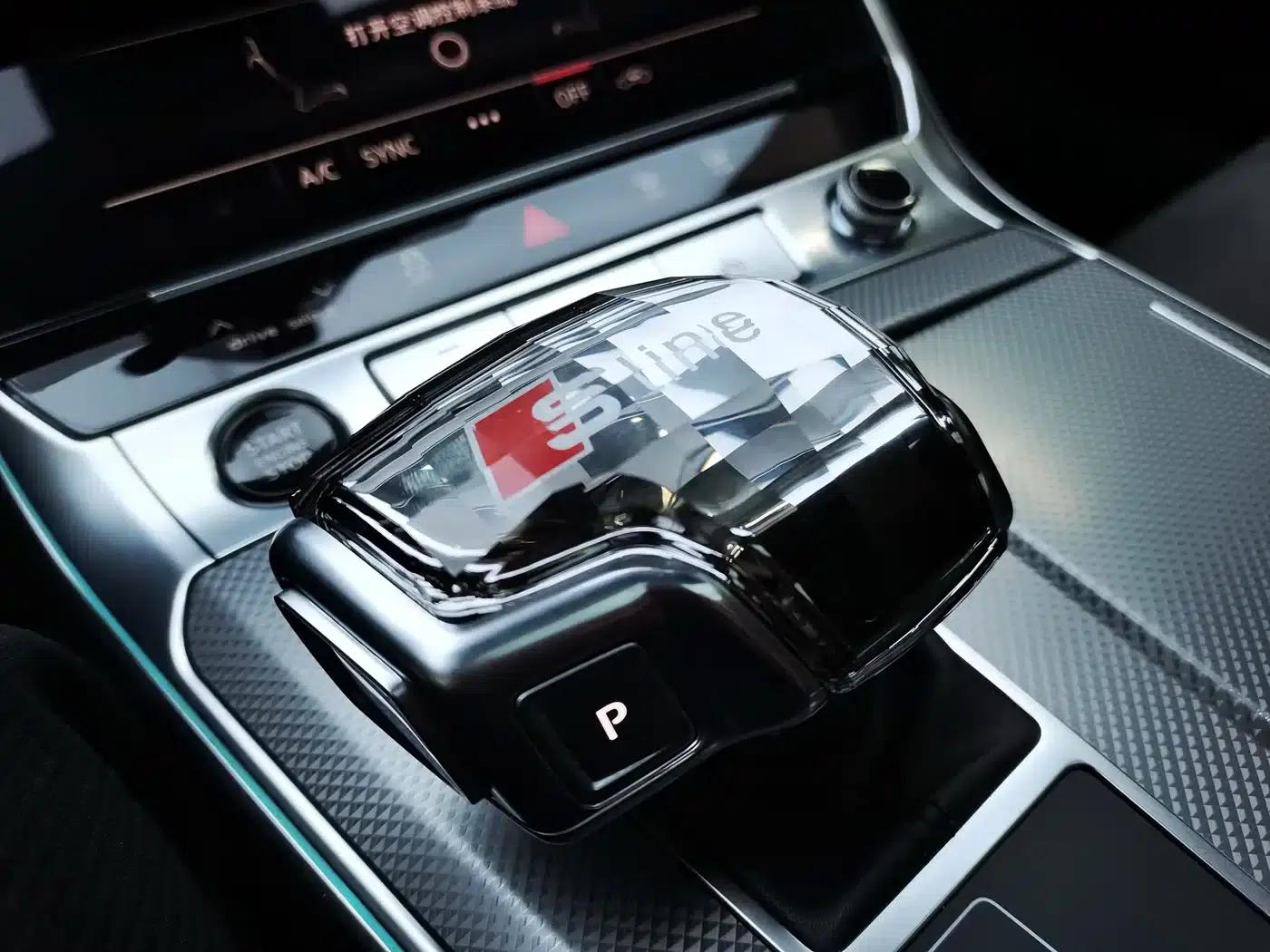 Audi A6L 2023 Facelift 45 TFSI Dynamic Edition — миниатюра 12