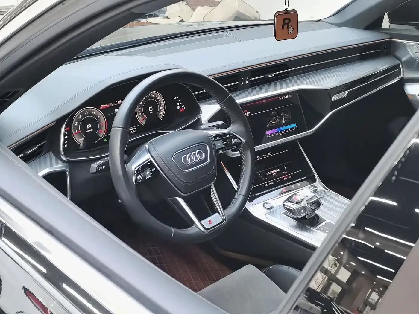 Audi A6L 2023 Facelift 45 TFSI Dynamic Edition — миниатюра 13