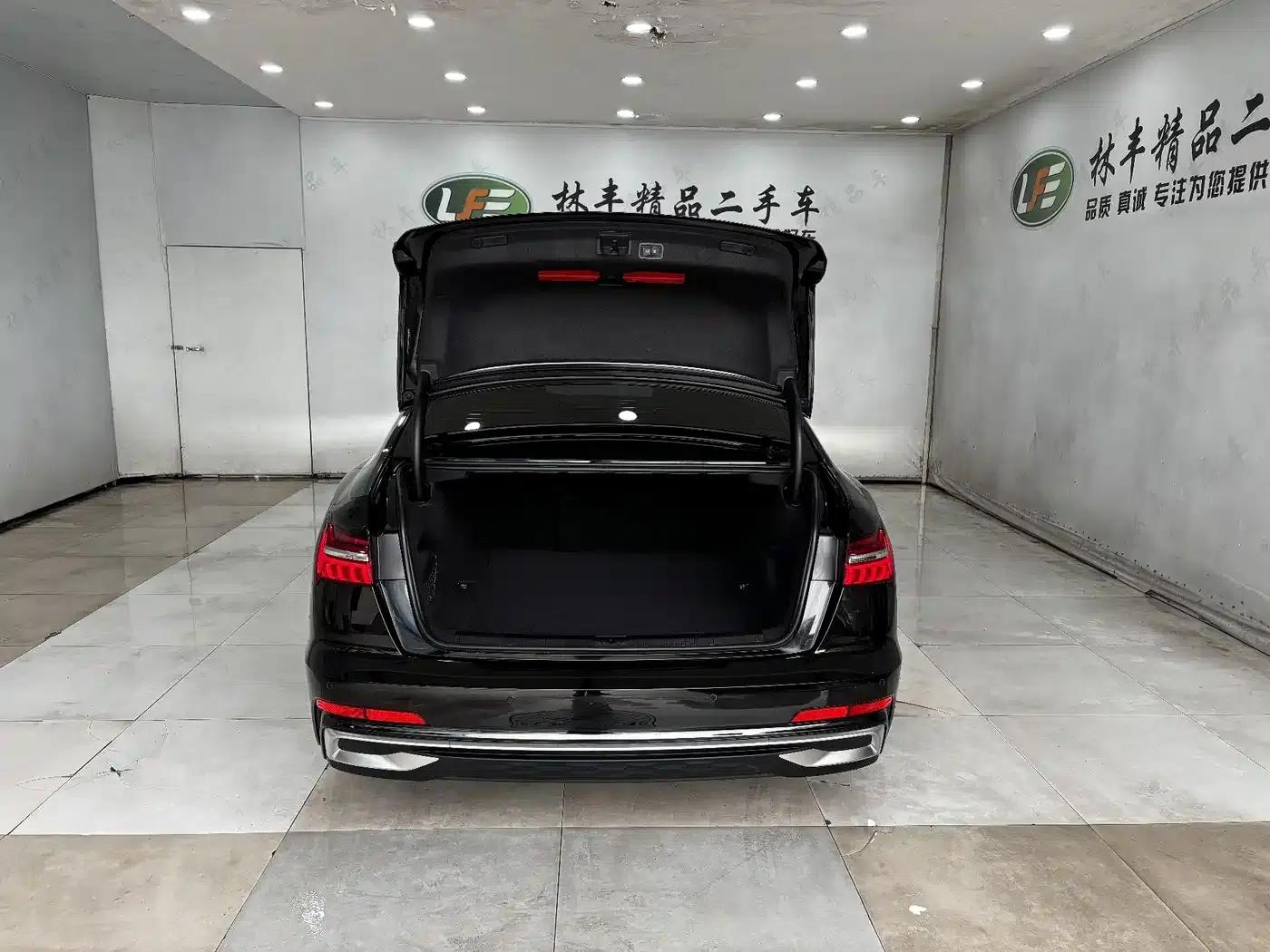 Audi A6L 2025 45 TFSI quattro Premium Dynamic Edition — миниатюра 27