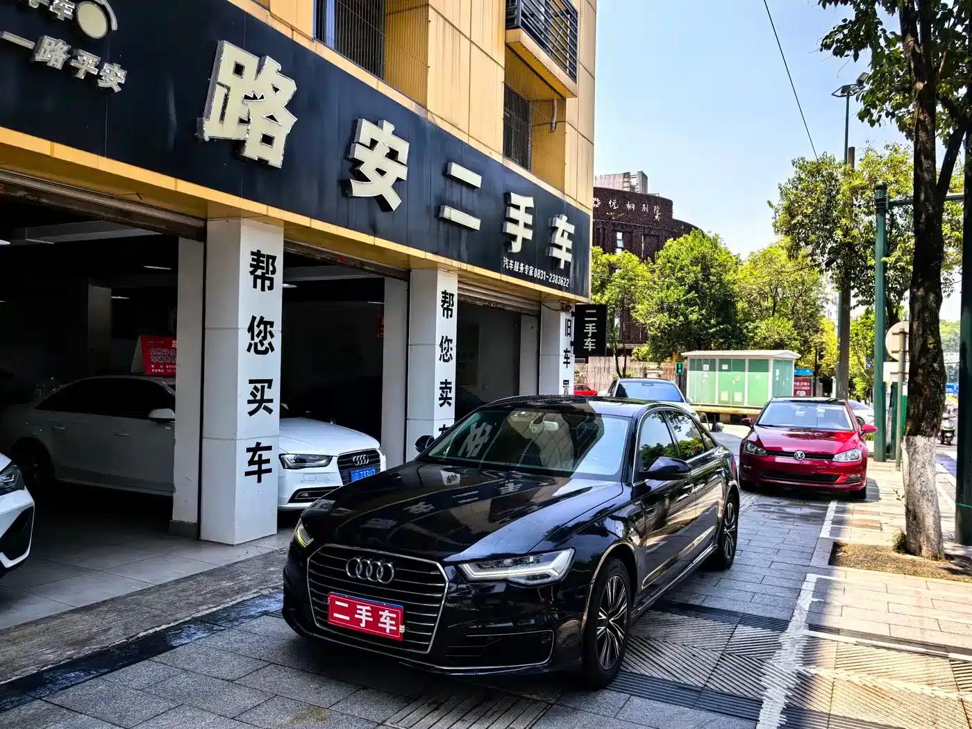Audi A6L 2012 TFSI Standard Edition — миниатюра 1