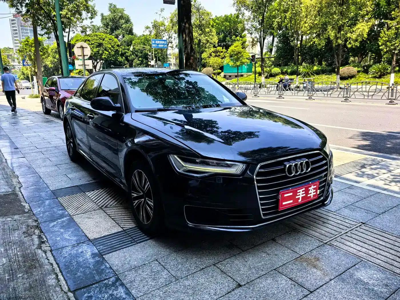 Audi A6L 2012 TFSI Standard Edition — миниатюра 4