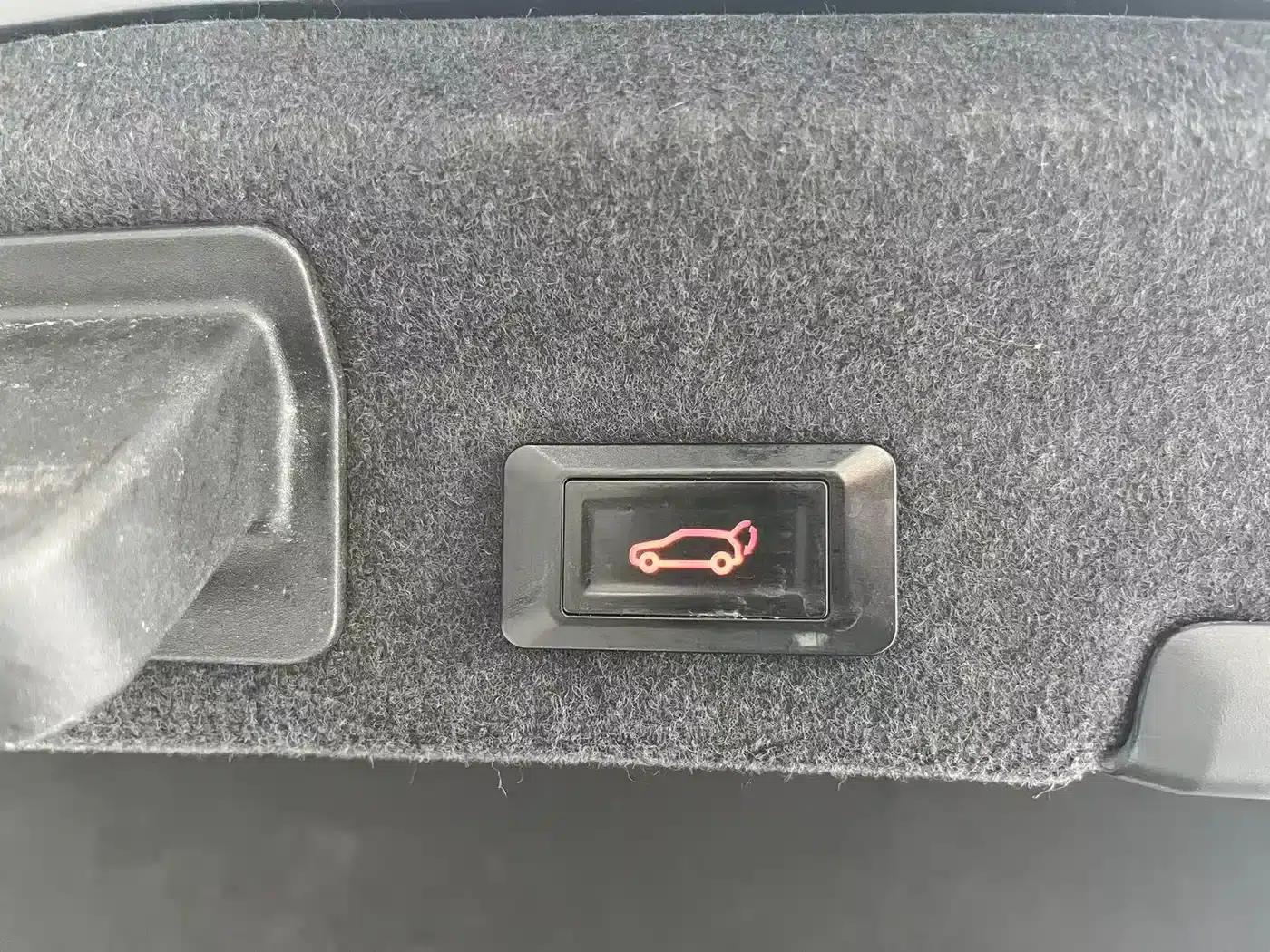Audi A6L 2023 40 TFSI Luxury Dynamic — миниатюра 16