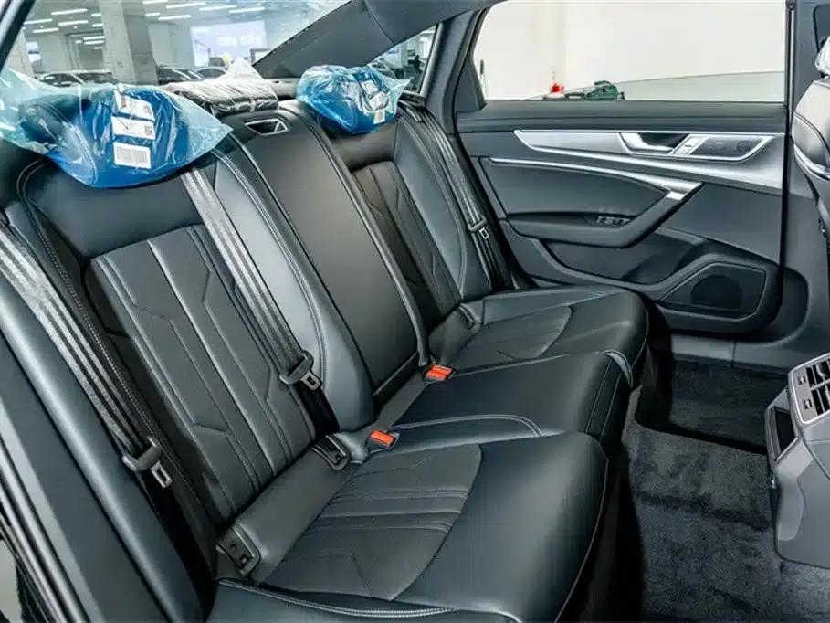 Audi A6L 2025 Facelift 40 TFSI Luxury Dynamic — миниатюра 22