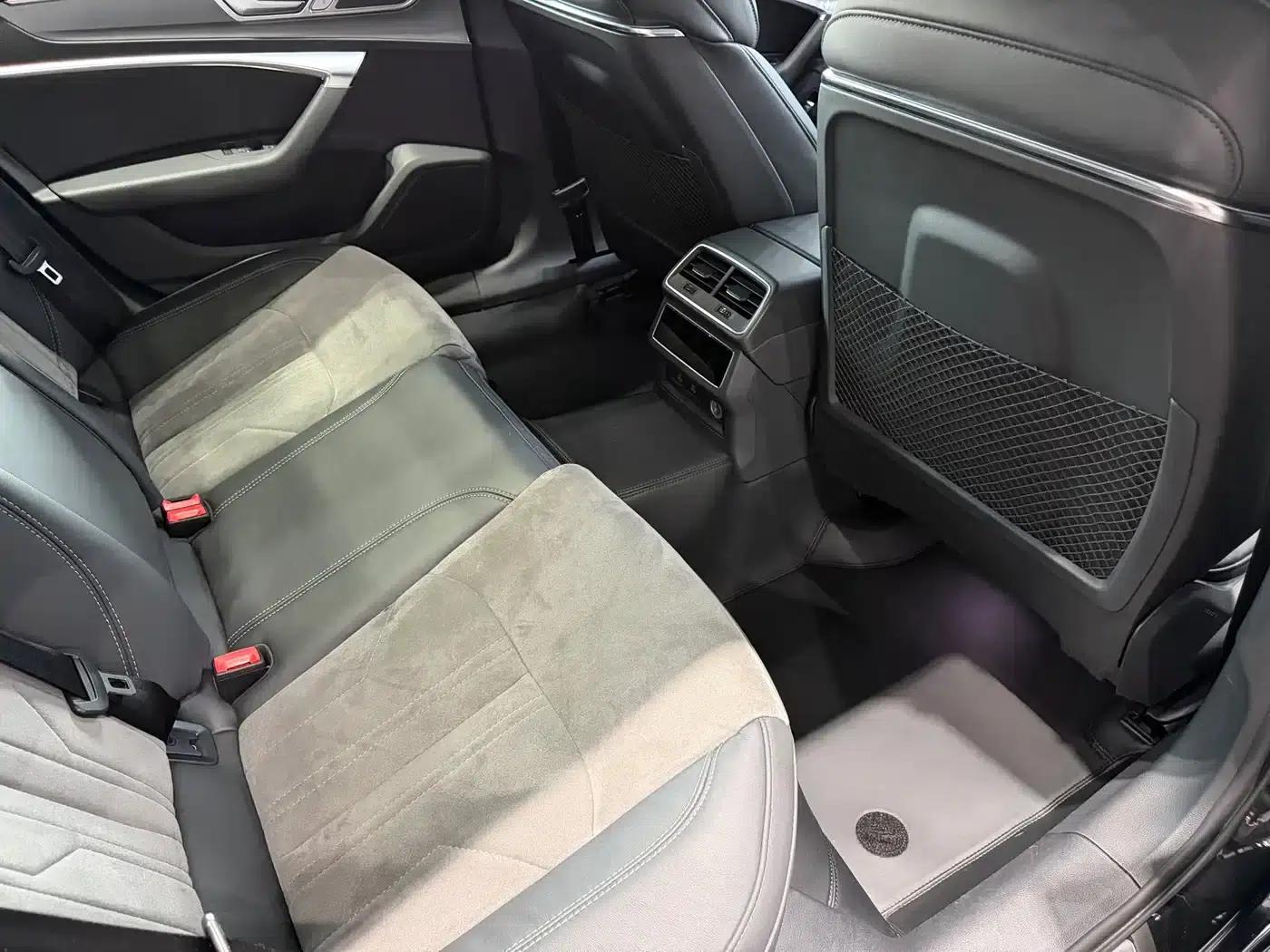 Audi A6L 2024 45 TFSI Premium Dynamic Edition — миниатюра 14