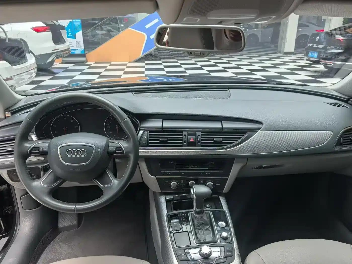 Audi A6L 2012 TFSI Comfort — миниатюра 4