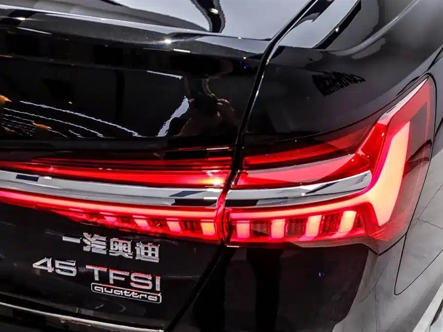 Audi A6L 2023 Facelift 45 TFSI Dynamic Edition — миниатюра 24