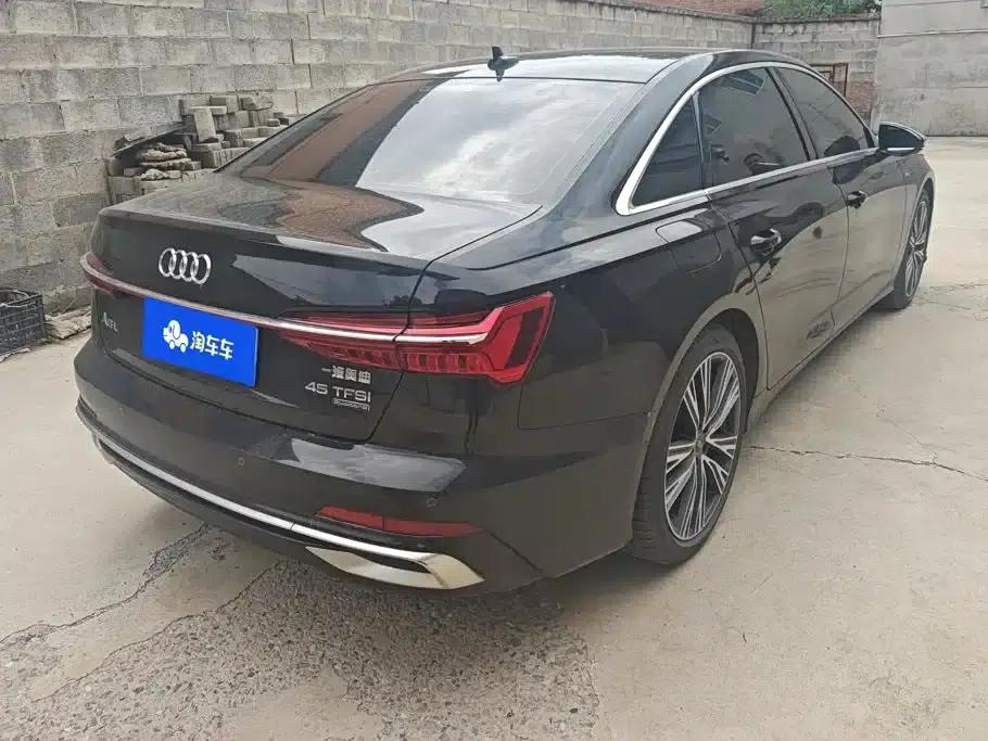 Audi A6L 2023 Facelift 45 TFSI Dynamic Edition — миниатюра 3