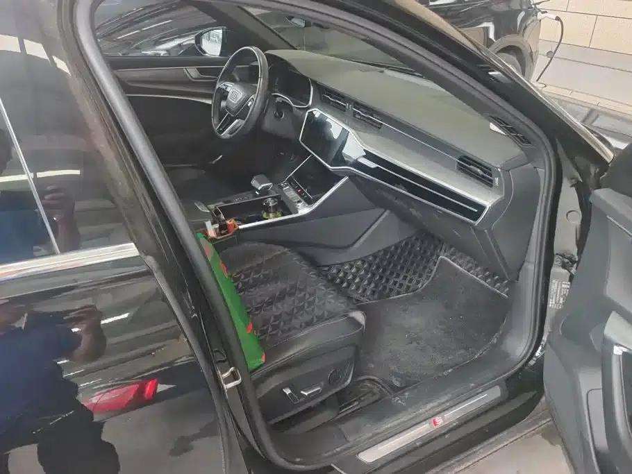 Audi A6L 2023 45 TFSI Premium Dynamic Edition — миниатюра 8