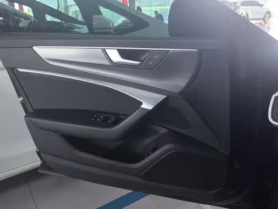 Audi A6L 2020 45 TFSI quattro Premium Dynamic Edition — миниатюра 7
