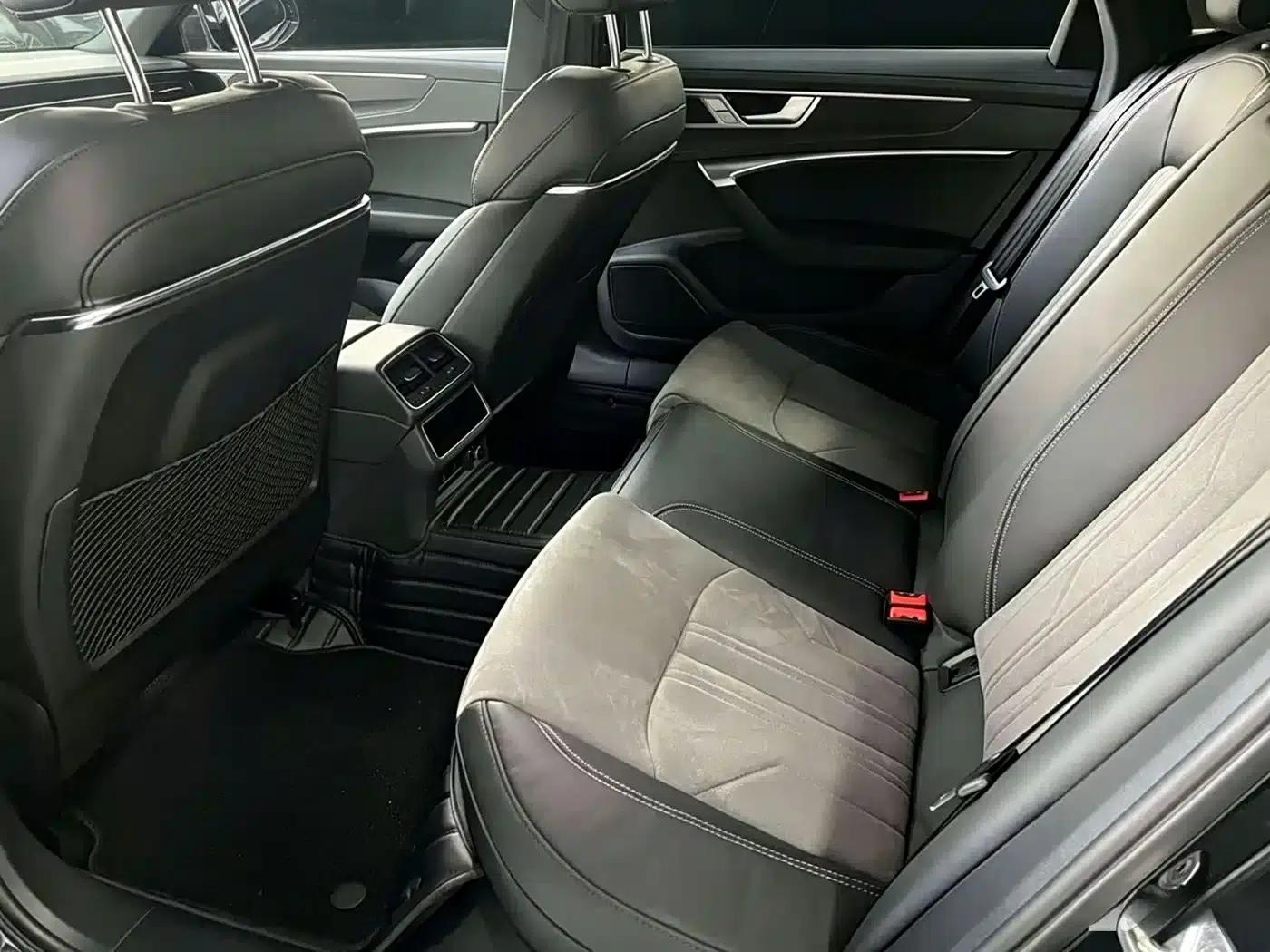 Audi A6L 2023 45 TFSI Premium Dynamic Edition — миниатюра 13