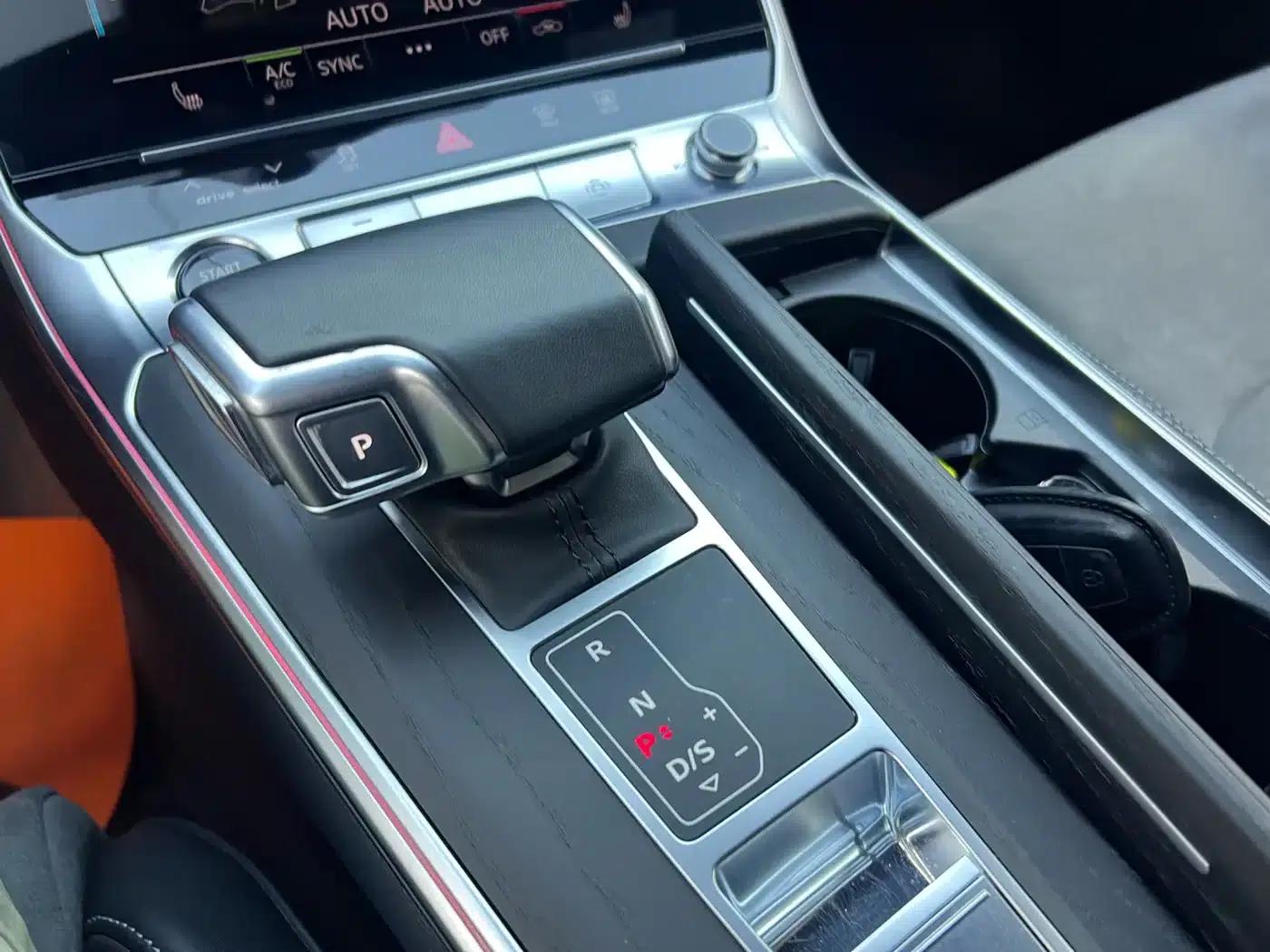 Audi A6L 2024 45 TFSI quattro Premium Dynamic Edition — миниатюра 16