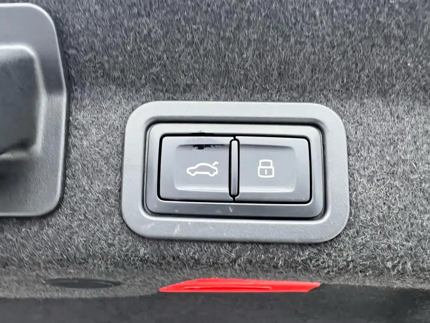 Audi A6L 2024 45 TFSI quattro Premium Dynamic Edition — миниатюра 19
