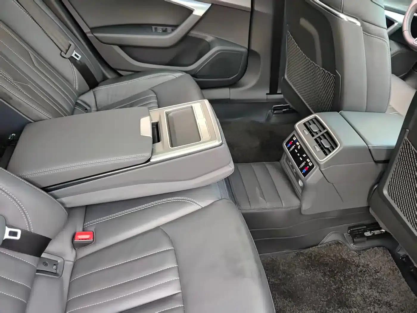 Audi A6L 2023 45 TFSI Premium Dynamic Edition — миниатюра 22