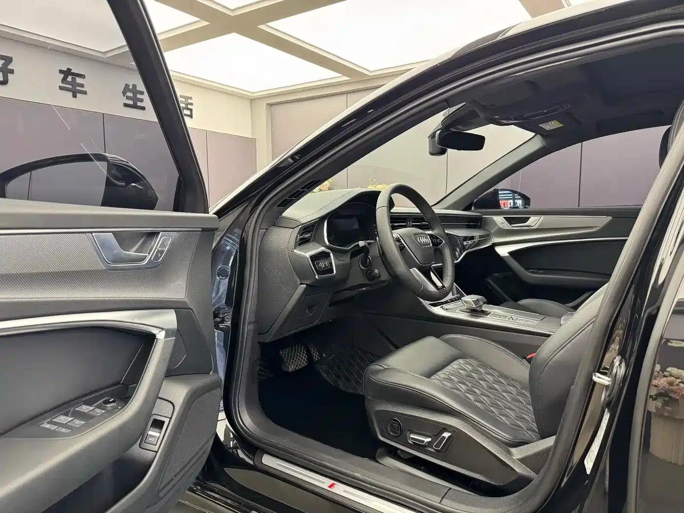 Audi A6L 2025 45 TFSI Premium Dynamic Edition — миниатюра 4