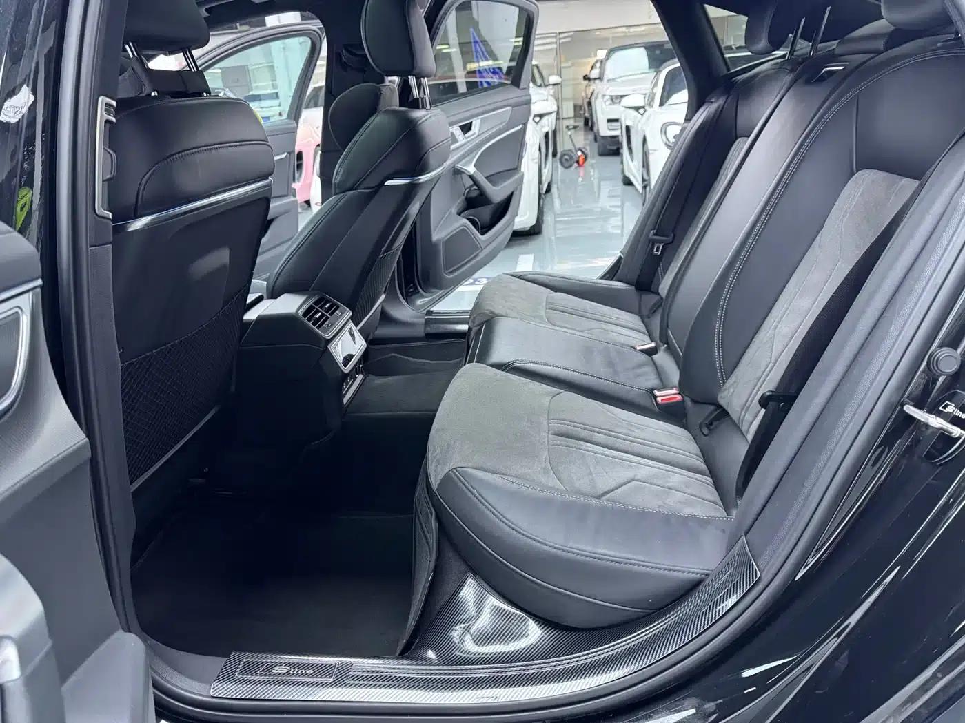 Audi A6L 2023 45 TFSI Premium Dynamic Edition — миниатюра 14