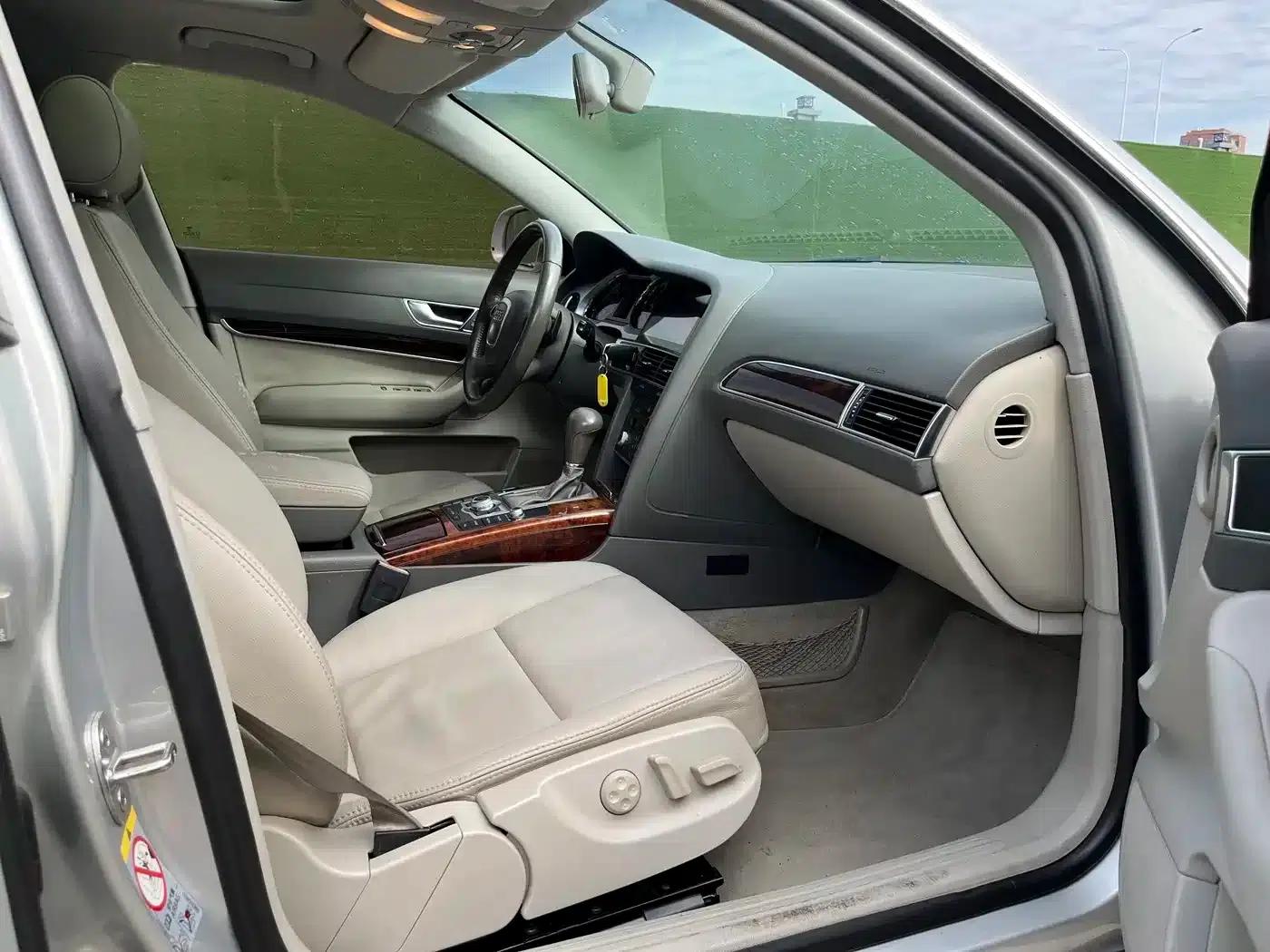 Audi A6L 2010 2.4L Technology Edition — миниатюра 13