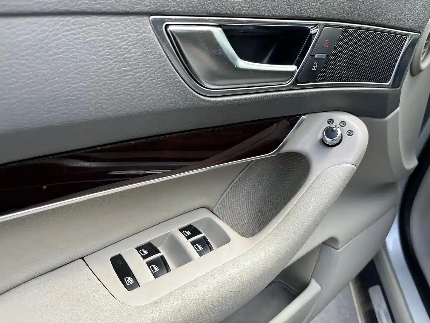 Audi A6L 2010 2.4L Technology Edition — миниатюра 16