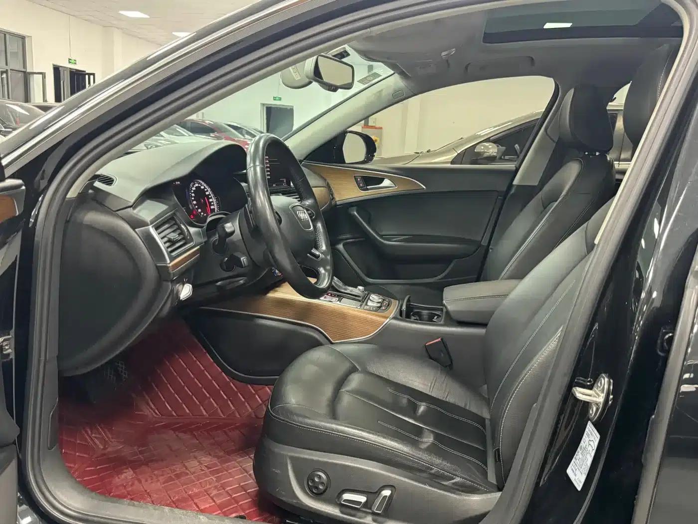Audi A6L 2018 30th Anniversary Edition 30 FSI Fashion Model — миниатюра 4
