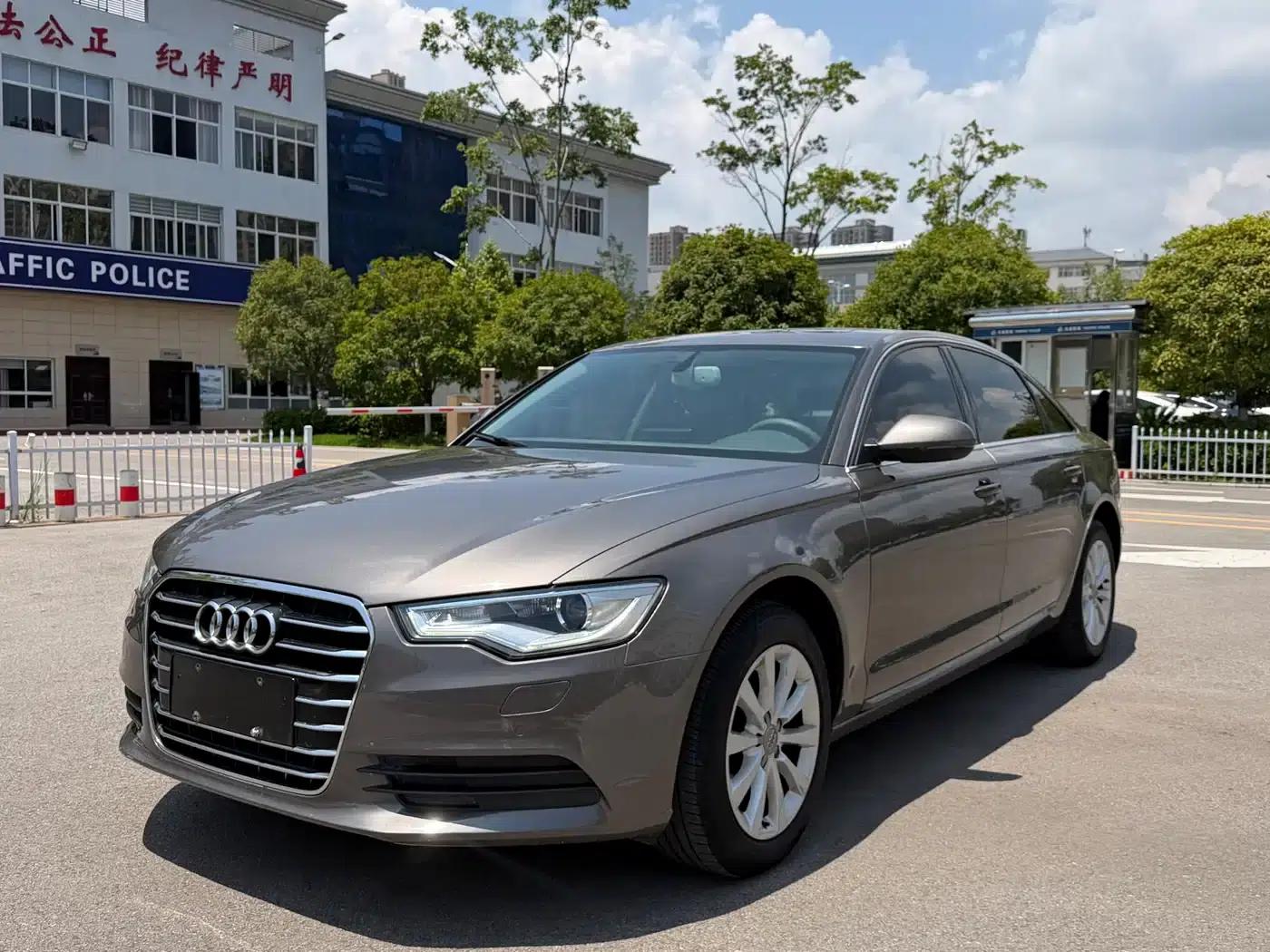Audi A6L 2014 TFSI Standard Edition — миниатюра 1