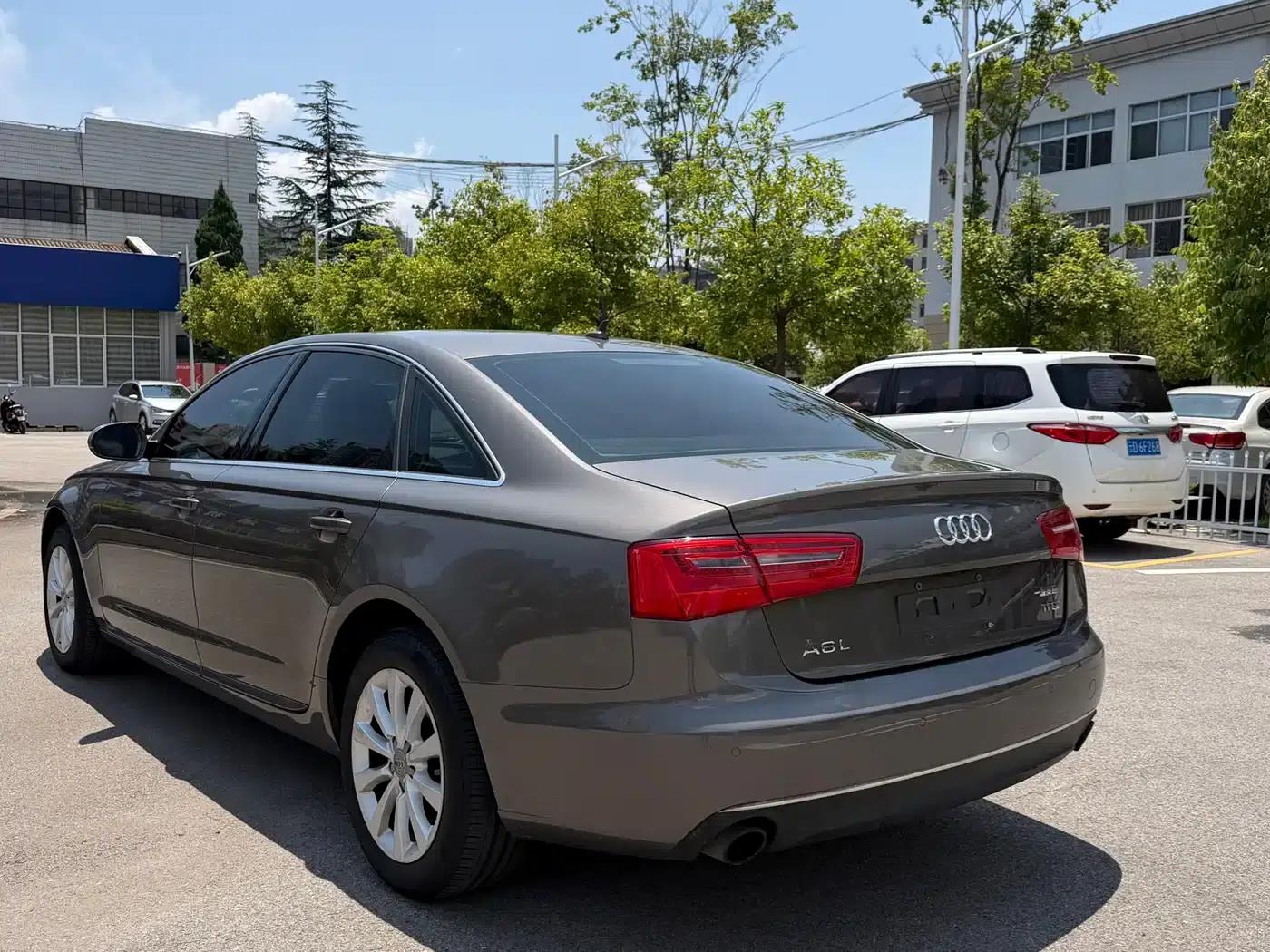 Audi A6L 2014 TFSI Standard Edition — миниатюра 7