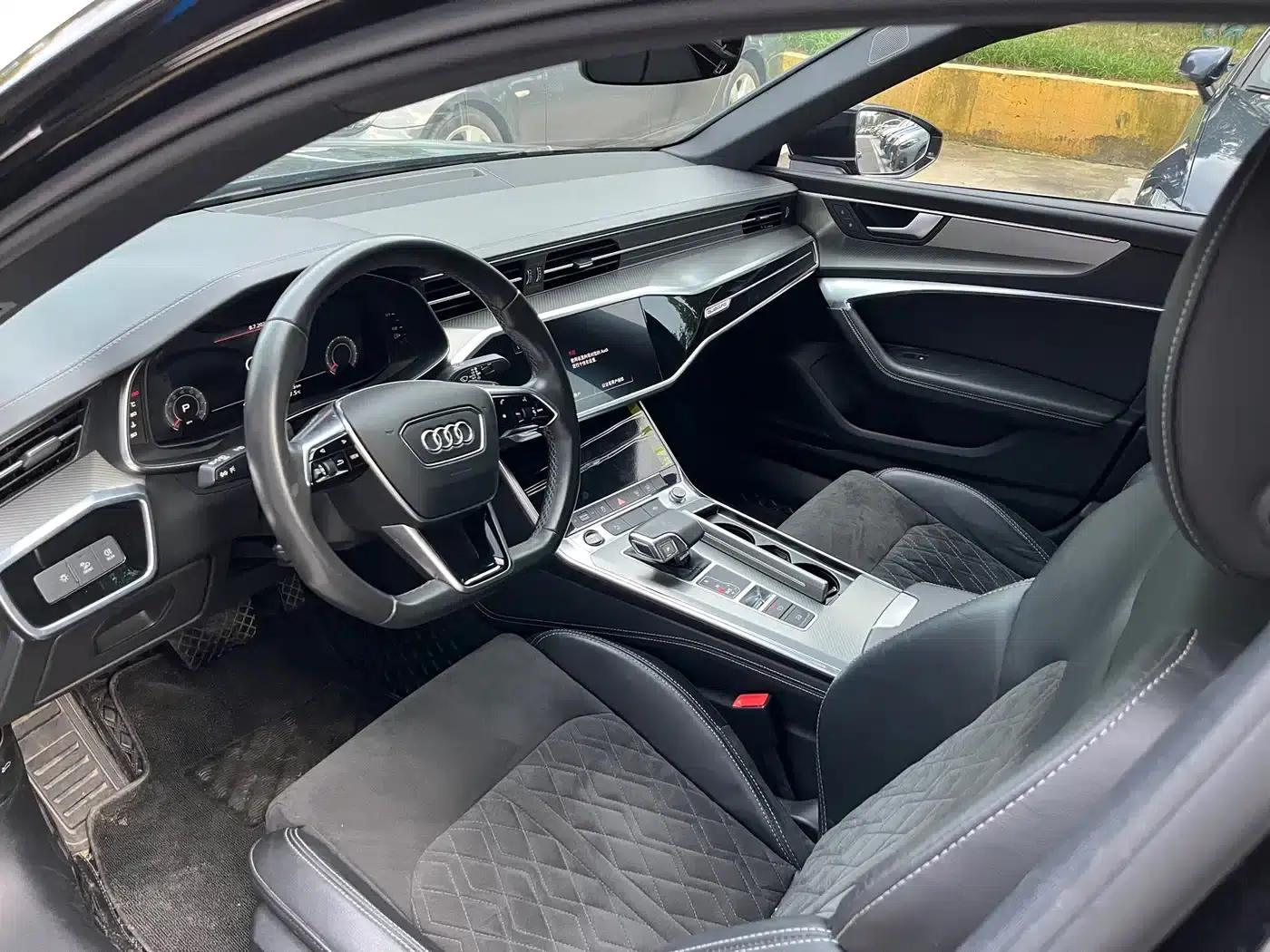 Audi A6L 2022 55 TFSI quattro Premium Dynamic Edition — миниатюра 3