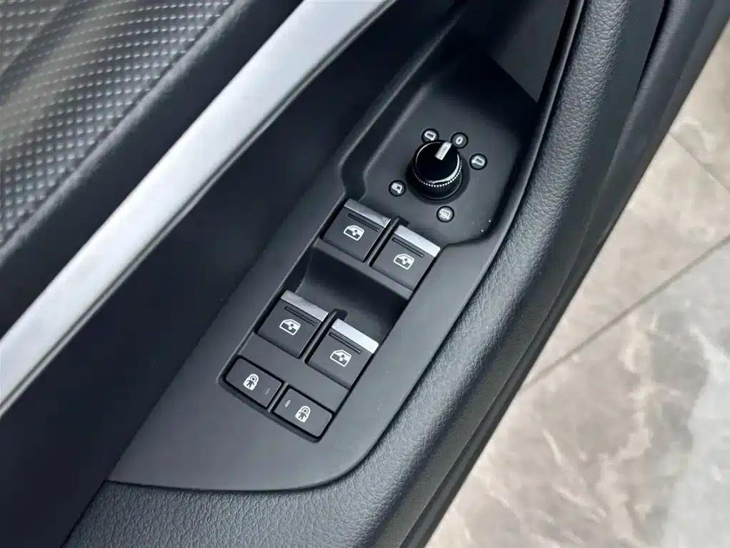 Audi A6L 2022 45 TFSI quattro Premium Dynamic Edition — миниатюра 15