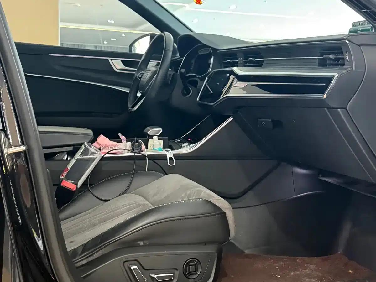 Audi A6L 2024 45 TFSI quattro Premium Dynamic Edition — миниатюра 5