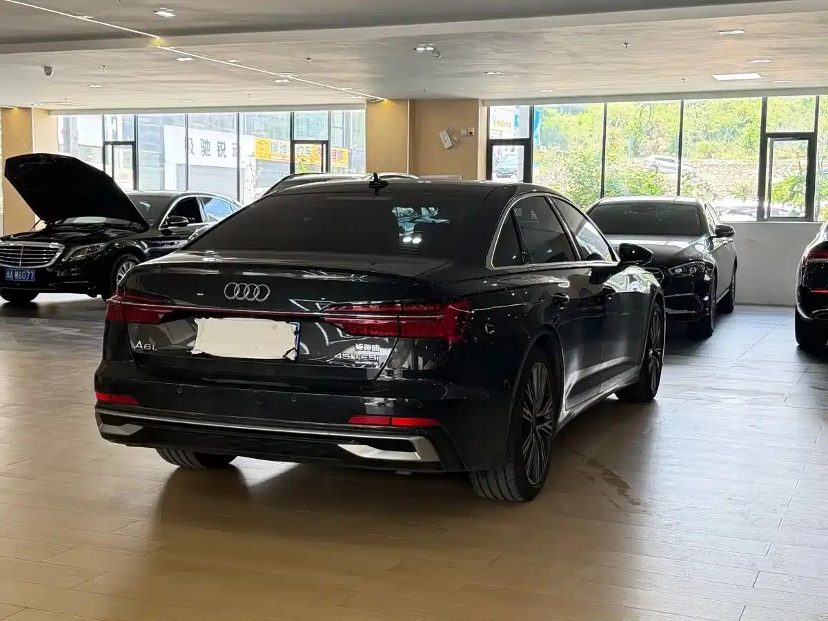 Audi A6L 2024 45 TFSI quattro Premium Dynamic Edition — миниатюра 10