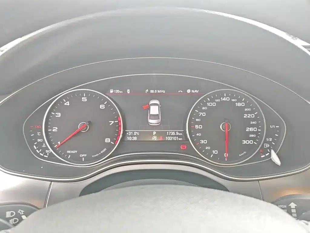 Audi A6L 2018 30th Anniversary Edition 35 TFSI Fashion Model — миниатюра 12