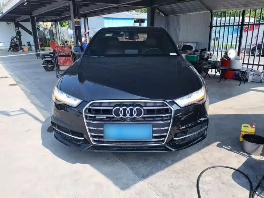 Audi A6L 2018 30th Anniversary Edition 45 TFSI quattro Sport — миниатюра 3