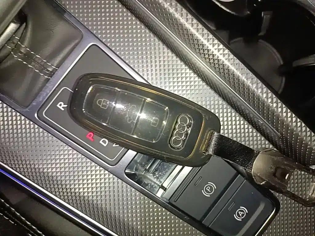 Audi A6L 2021 40 TFSI Luxury Dynamic — миниатюра 9