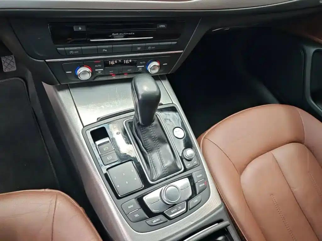 Audi A6L 2018 30th Anniversary Edition 45 TFSI quattro Sport — миниатюра 14